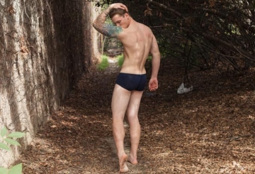 Penthouse Gold porn video: 18 year old straight jock, Zane Porter, busts a fat load for you