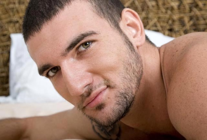 Penthouse Gold HD porn video: Luke Steel Toy